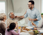 interações com seus parentes